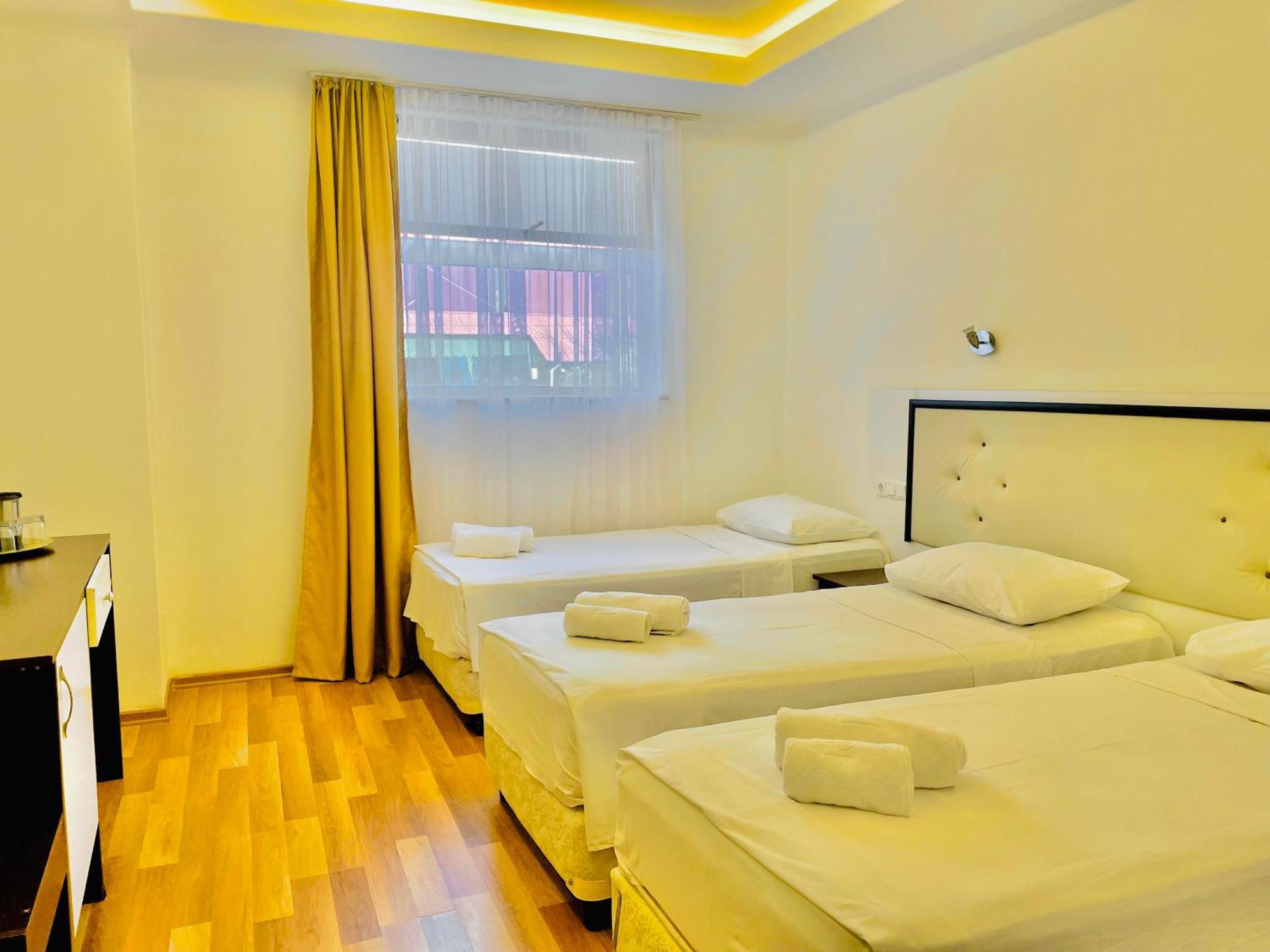 Hotel Argo Batumi Eksteriør bilde